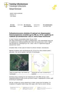 Et dokument fra Trøndelag fylkeskommune som inneholder en søknad om dispensasjon for oppføring av en hall. Dokumentet inneholder en bilde fra Google Maps og en sendt karttegning som viser plassering av eiendommen og bekken.