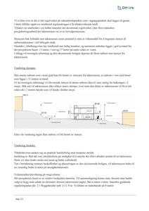 Fotografi av en tegning eller et utskrift fra en byggesak som viser et tverrsnitt av et hus med omgivende terreng og nabohus.