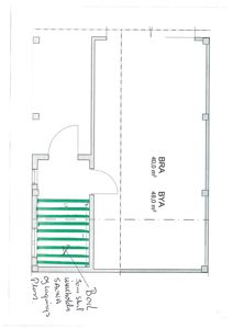 Etasjeplan (eller gulvplan) som viser romfordeling, vegger, dører og arealoppdelinger (BRA/BYA).