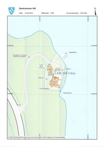 Situasjonsplan for Damholtveien 545 som viser tomtens grenser, eksisterende og planlagt bebyggelse, samt infrastruktur som vei og vann.