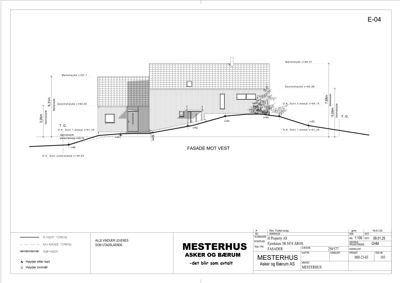 Snittegning som viser fasade mot vest med høydeangivelser og terrengprofil.