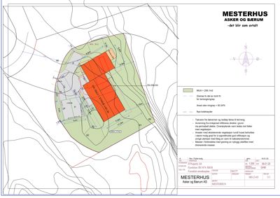 Situasjonsplan som viser tomtens form, grenser, høydeforhold (konturlinjer) og plassering av bygningene i forhold til terrenget.