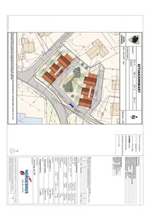 Situasjonskart som viser tomtens grenser, nabolag, veier, beplantning og plassering av nye bygg.
