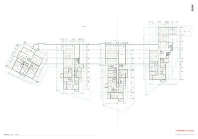 Etasjeplan eller plantegning som viser romfordeling og veggkonstruksjoner i en bygning.