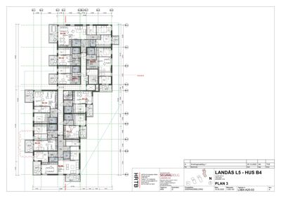 Etasjeplan (PLAN 3) som viser romfordeling og inndeling av leiligheter i et hus.