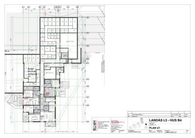 Etasjeplan (PLAN U1) som viser romfordeling, mål og funksjoner i et hus.