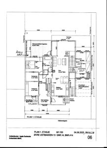 Etasjeplan (PLAN 1. ETASJE) som viser romfordeling, mål og areal for en bolig.