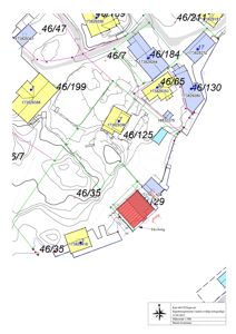 Situasjonsplan som viser eiendomsnummer, bygningstilhørighet og nabolag.