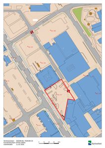 Et digitalt kart (fra Kartverket) som viser en situasjonsplan med bygningsplassering, vegnett og eiendomsnummer.