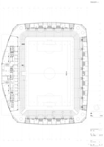 Etasjeplan (topplan) av et fotballstadion som viser plassering av tribuner, banen og tilhørende fasiliteter.