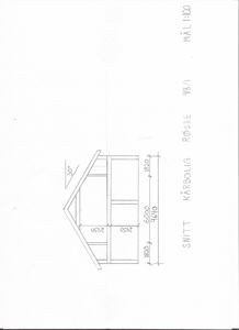 Tegning som viser et tverrsnitt (snitt) gjennom en bygning, med mål og konstruksjonsdetaljer.