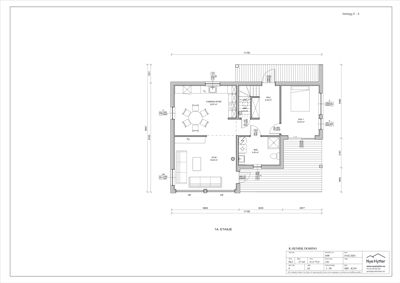 Etasjeplan for 1A etasje som viser romfordeling, møblering og dimensjoner.