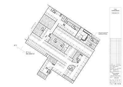 Etasjeplan eller romfordeling for et bygg med flere soner (A, B, C, D, E, F, G, H, I, J, K, L, M, N, O) og angitte arealer.