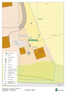 Situasjonsplan som viser tomtens grenser (231/18 og 231/19), plassering av infrastruktur (infiltrasjonstillfeller, pumperom, avløpsledninger), avstander til brann og bekke, samt koordinatposisjon og utskriftsdato.