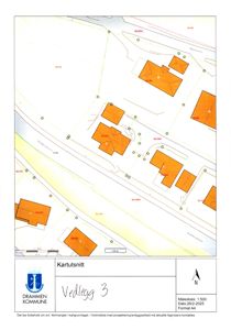 Kartutsnitt som viser bygningsplassering i forhold til veier og naboeiendommer.