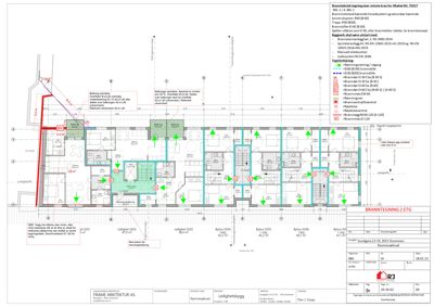 Etasjeplan (2. etasje) av et leilighetsbygg med romfordeling, brannvegger, brannskille og brannluker.