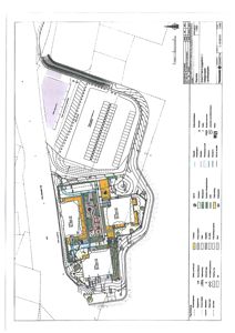 Situasjonsplan som viser tomtens grenser, bygningers plassering, parkeringsplasser og anleggsområder.
