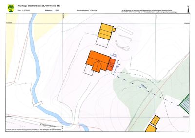 Situasjonsplan som viser tomtens beliggenhet i forhold til nabolag, veier (Ellestrandveien) og terrenget.