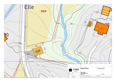 Situasjonsplan som viser tomtens beliggenhet i forhold til naboer, elv og eksisterende bygninger.