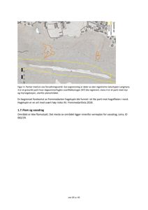 Kart over et område med topografiske linjer, vannløp og markerte områder (f.eks. Langmyra), inkludert en skala og en nordpil.