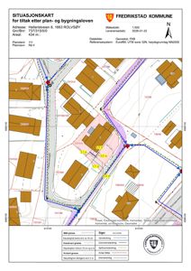 Situasjonskart som viser bygningens plassering i forhold til naboeiendommer, veier og grenser.