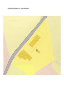 Situasjonskart som viser tomtens beliggenhet, form og grenser i forhold til veier og nabolag.