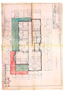 Etasjeplan (1. etasje) med romfordeling, mål og håndtegnede markeringer for eksisterende og nytt areal.