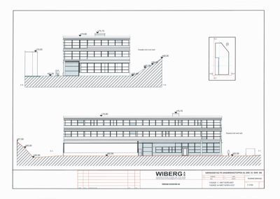 Fasadetegning som viser bygningens utseende sett fra nord-øst og nord-vest, inkludert høydemål og terrengforhold.