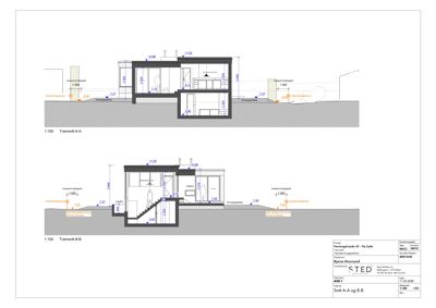 Tegning som viser tverrsnitt (snitt) gjennom en bygning, med mål og høyder.