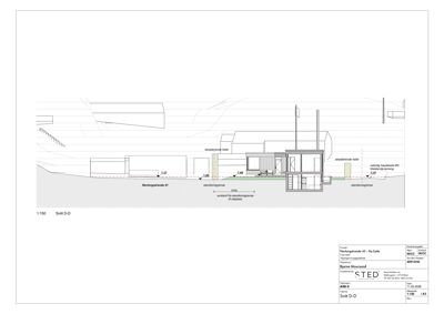 Snittegning (Snitt D-D) som viser bygningens høyde, grunnplan og forhold til terreng.