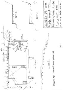 Snittegning (Snitt A) som viser tverrsnitt gjennom en bygning med romfordeling, vinduer og høydemål.