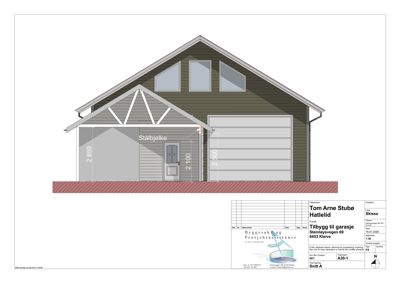Fasadetegning (skisse) som viser utsiden av en garasje med dør og vinduer, inkludert mål og konstruksjonsdetaljer.