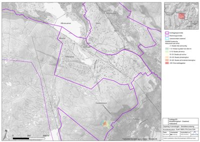 Modellert kart (situasjonskart) som viser et kartleggingsområde med topografi, vann og en oversikt over potensielle byggeplasser basert på skråning.