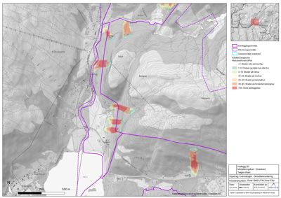 Et kart som viser et snaringskart (hvor sannsynligheten for skred er vist med farger) over et område i Krødsherad, inkludert topografi og bygningsplassering.