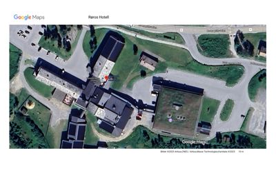 Satellittbilde (flyfoto) av Røros Hotell og omgivelser, inkludert veier og tomteforhold.