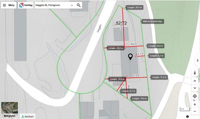 Situasjonsplan med tomtedefinisjon, bygningsspor og mål for en eiendom i Porsgrunn.