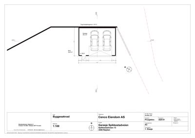 Etasjeplan for en garasje med to parkeringsplasser, inkludert mål og orientering.