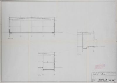 Snittegning som viser tverrsnitt gjennom en bygning eller konstruksjon med mål og detaljer.