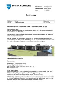 Et fotografi av en 3D-modell eller rendering av fire fritidsbustader i rekke, som er gjenstand for en klage i saksframlegget.