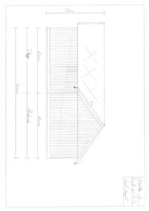 En tegning som viser fasaden (oppsettet) av en bygning sett fra siden, med angitte mål og skriftlig notat om 'Fasade Vest'.