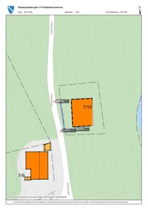 Situasjonsplan som viser tomtene 7/9 og 7/10 i Hyllestad kommune, med bygningers plassering, dimensjoner og topografi.
