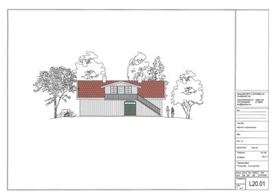 Fasadetegning som viser bygningens utseende sett fra nordvest, inkludert tak, vinduer, dører og omgivende trær.