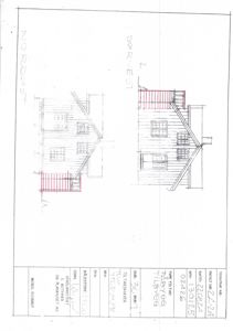 Fasadetegning som viser bygningens utseende fra nordøst og sørvest, inkludert vinduer, takform og trappetrinn.