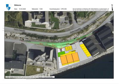 Siktsonetekning (situasjonsplan) som viser siktsoneanalyser for en bygning i forhold til veien 'Nedre Tennebo'.