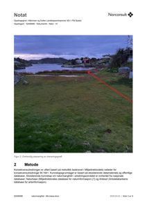 Fotografi av et terreng med en rød pil som peker på et område, illustrert i en rapport.